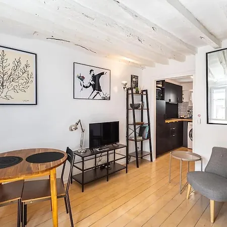 Guestready - Lovely Retreat In Le Marais Appartamento Parigi